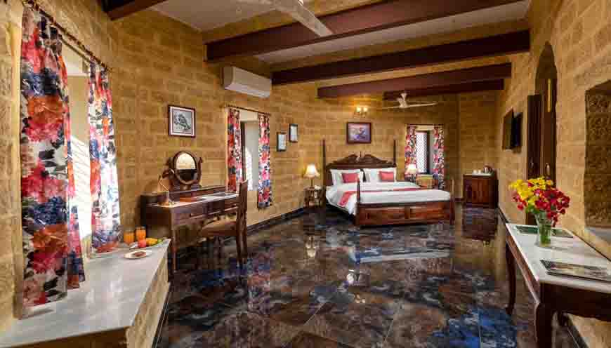 Welcomheritage Mohangarh Fort- Golden suite